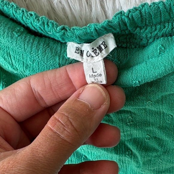 En Creme Green A-Line Skirt  and matching crop top with White Patterns - Picture 3 of 12